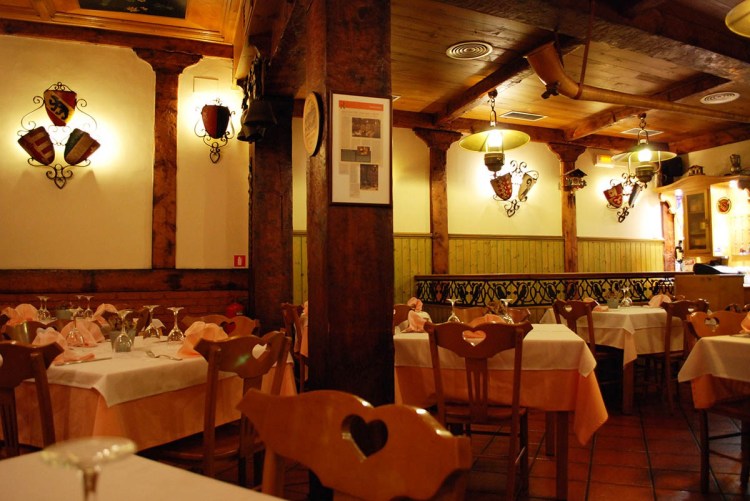 local_la-fondue-de-tell_malasac3b1a-a-mordiscos-1