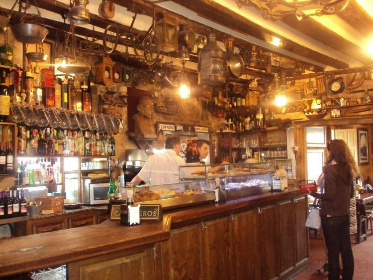 meson-cervantes-restaurantes-de-comida-mediterranea-en-salamanca-provincia-de-salamanca_b5ee6df3d0c0ad1e8c68e8714f390a8b_1000_free