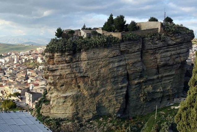 pueblo-de-don-corleone-sicilia1