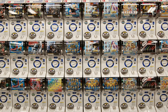 capsule-toy-store-japan-1