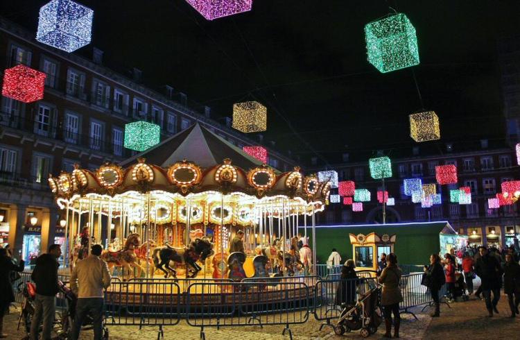 tio-vivo-plaza-mayor-noche-fotos-madrid-luces-navidad-2014