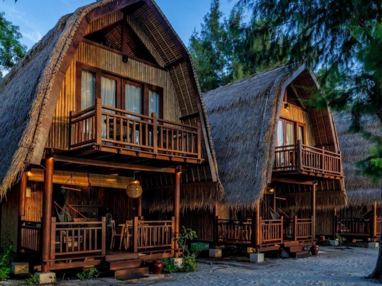 555585_16112215170048982019