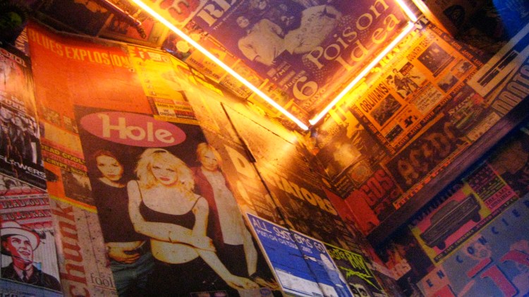 la-via-lactea-uno-de-los-pubs-mas-populares-de-malasana