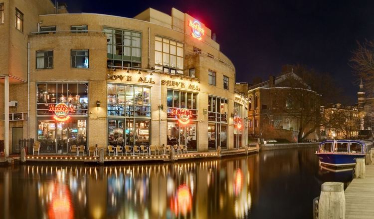 hard-rock-cafe-amsterdam-1