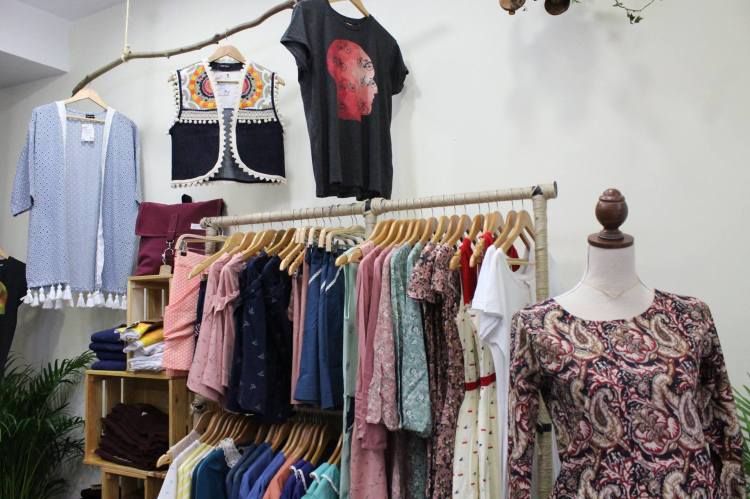 17218659_747322798768813_5443921333859353175_o