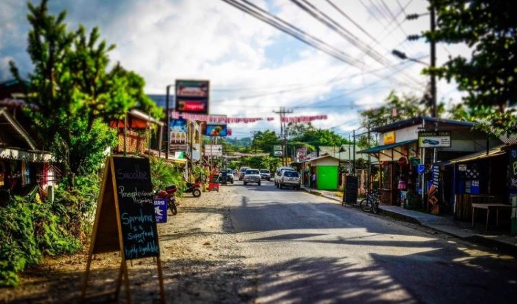 puerto-viejo-costa-rica-e1511718468801