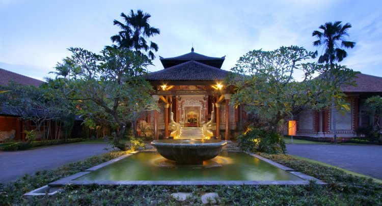 keraton-jimbaran-entrance