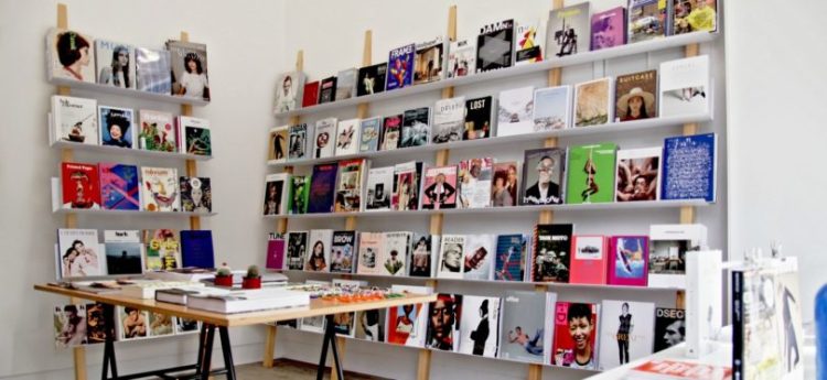 under-the-cover-distribuic3a7c3a3o-hoje-810x373