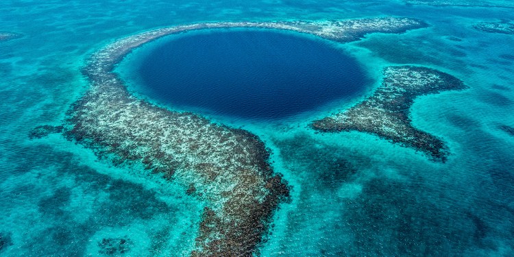 ver-centroamerica-belice-blue-hole-naturaleza-01
