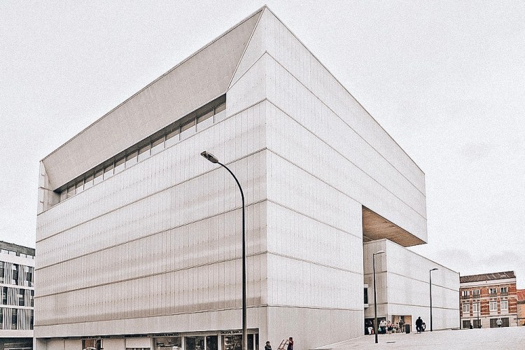 E73B0405-EA7D-4162-9871-313F3BCE47A0