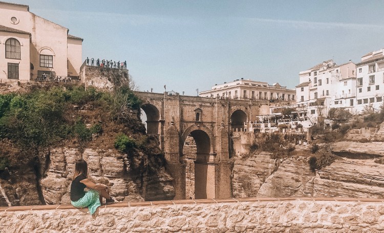 4F537C18-ED47-4A02-B441-F9CE9FAA1F87