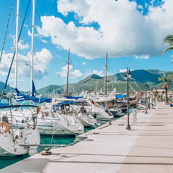 7E5E28FC-69D5-4196-A88B-0B65B11A6EB7