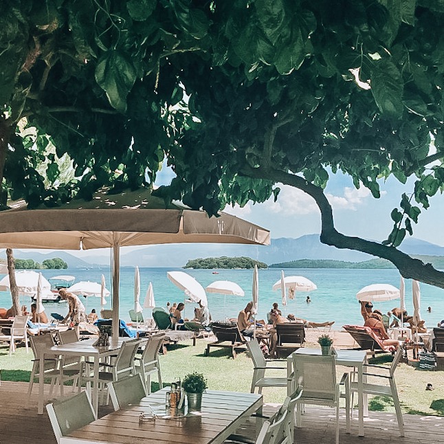 C78AC7C2-4D64-486D-934F-ECEDEAEE52C0