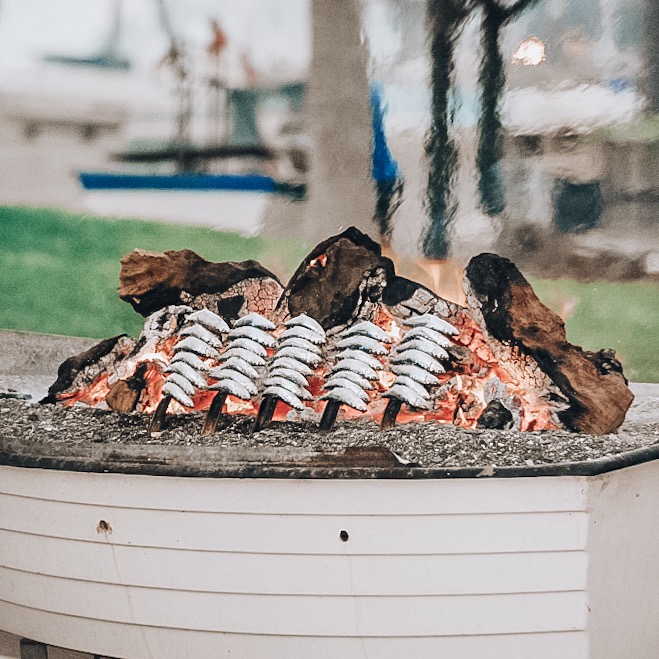 D48E8382-89CE-4B60-9D5D-00A5BF534099