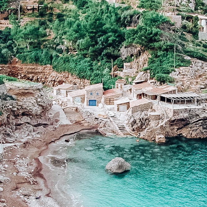 30BBCDE0-2833-431C-8551-C11BED26EBB7