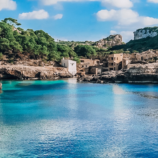 FB9CE69C-2098-41B8-8DF2-50CEDA802237