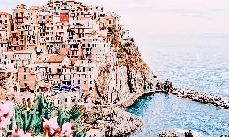 Processed with RNI Films. Preset 'Agfa Optima 200 v.2'