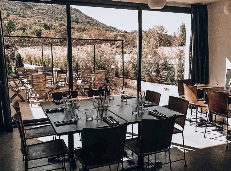 3C7AD8A6-7962-419A-9E52-956BBDD2C040