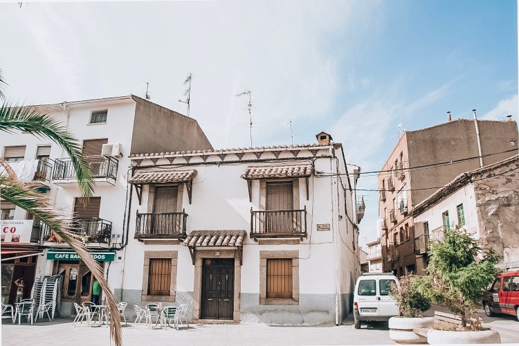 66C6C1DC-D4BB-4140-838F-C448727EAE1F