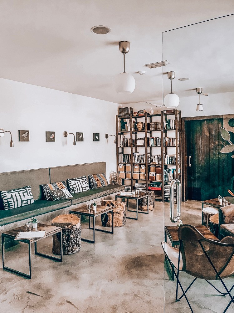 C4392CBE-81B3-4233-8429-1C7908A121C6