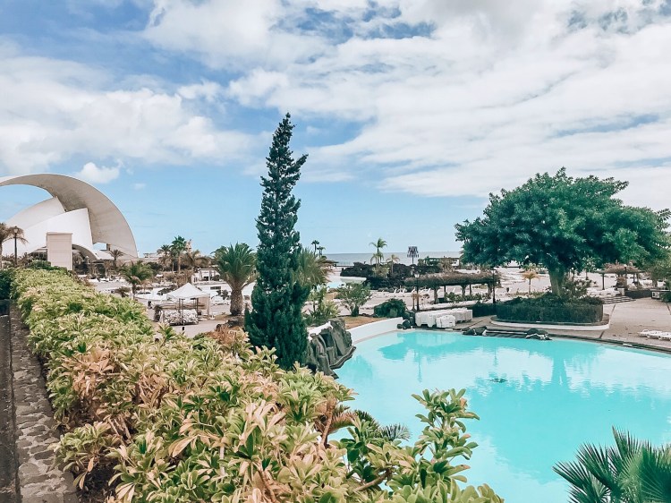 141CCDE7-CE45-4318-9CF5-4BEE1CFB340B