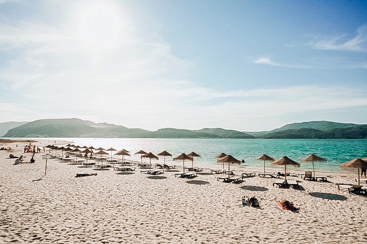 C6F4680A-871D-41EE-9BBD-8CBD8DA76191