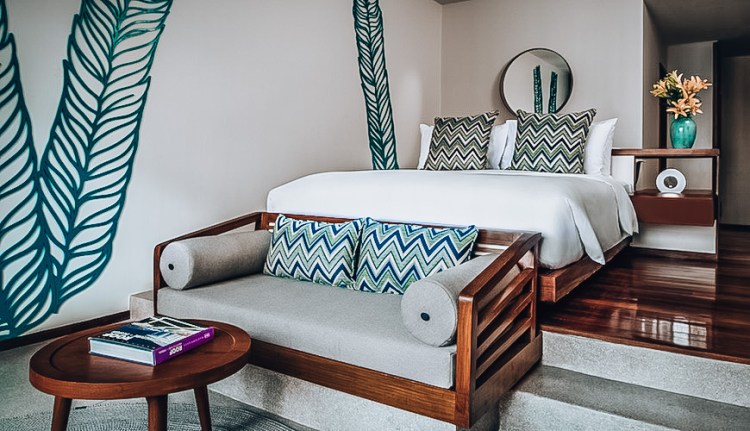 CA70B1D3-65EC-457D-8BD6-427D82E26160