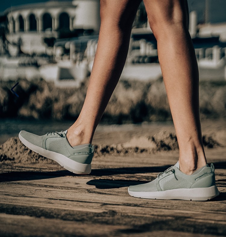 E2AD018A-3E79-41A9-9A94-BA6E7D93867C