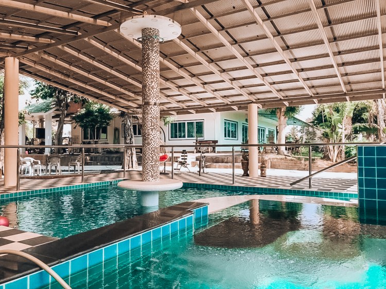 AF3261D9-B2CF-4225-B066-C051A711A41C