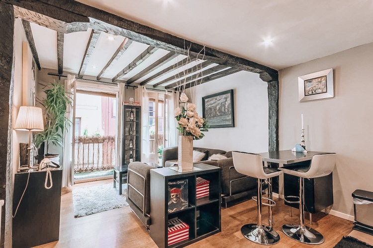 BC785646-8E35-4CD4-A68D-F5043D2F0F20