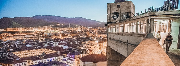 F9E4F666-A462-4054-82E7-72A1FC9793C1