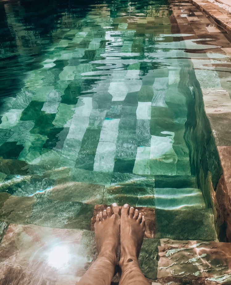 FA88FA8F-24B6-44B4-8743-4772CCE3E837